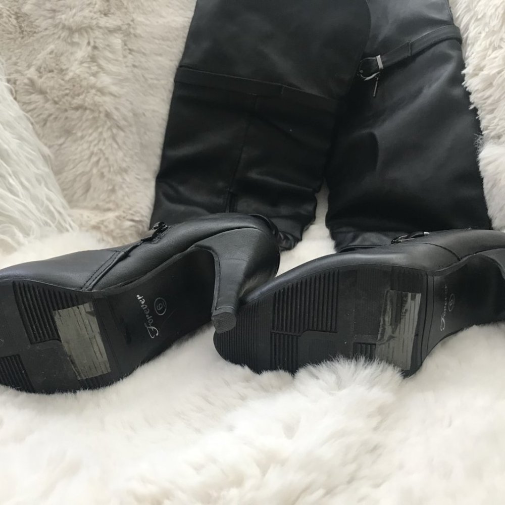 women over the knee heel boot - Picture 7 of 7
